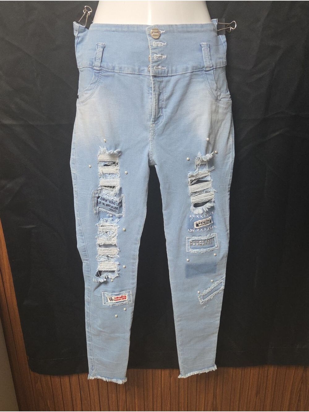Nye Light Blue Distressed Skinny Jeans with Pearl Accents [1814]